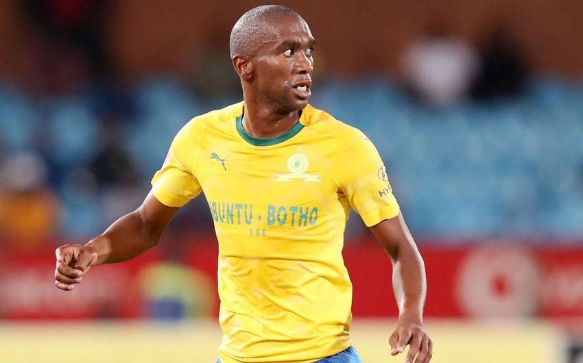 Futbolçu avtomobil qəzasında dünyasını dəyişdi